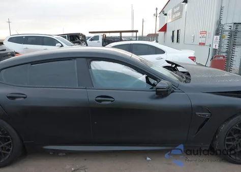 2023 BMW M8 Gran Coupe Competition z USA, uszkodzony, nr VIN WBSGV0C01PCK98409